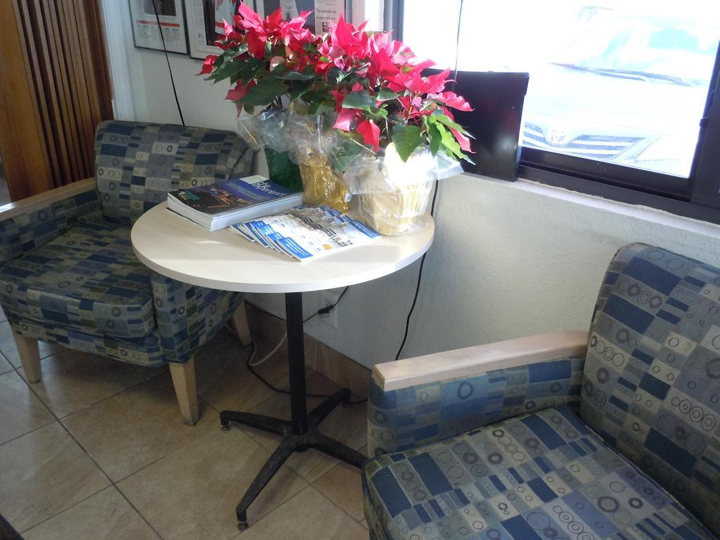 Travelodge By Wyndham Grand Rapids North Walker Zewnętrze zdjęcie
