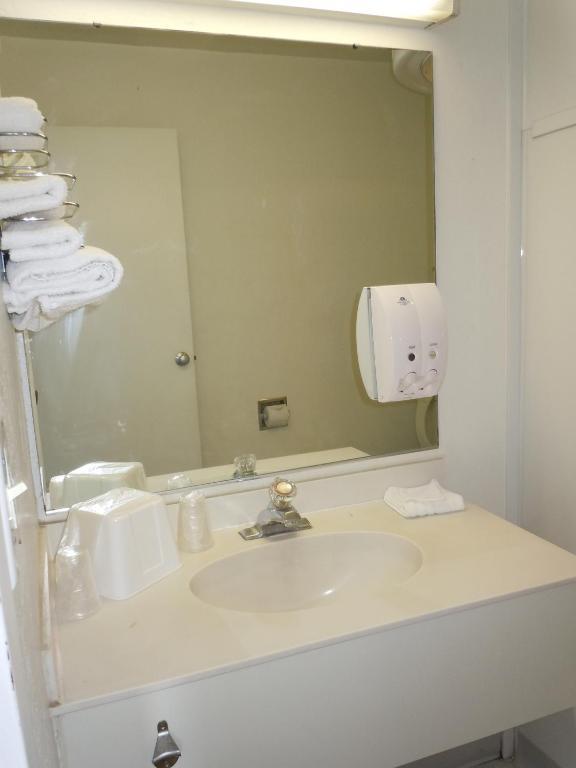 Travelodge By Wyndham Grand Rapids North Walker Pokój zdjęcie