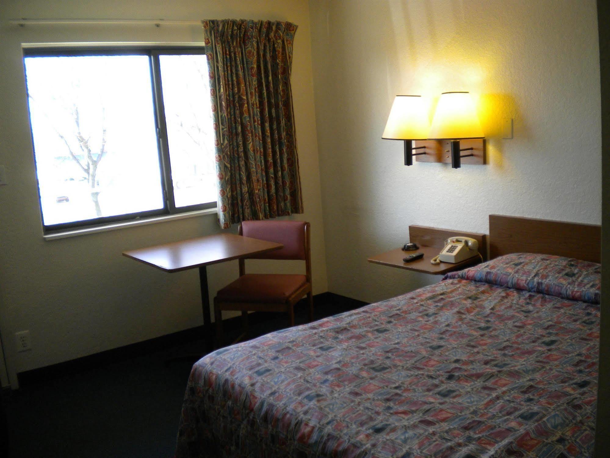 Travelodge By Wyndham Grand Rapids North Walker Pokój zdjęcie